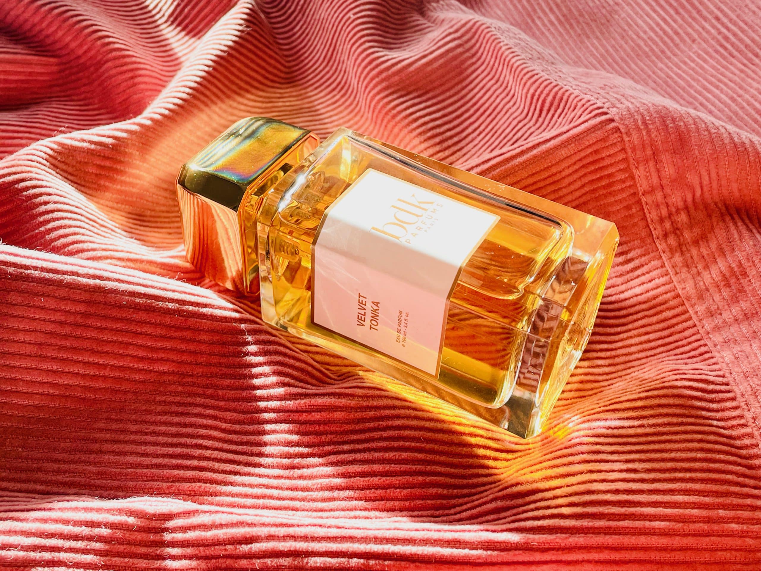 L’Art des Parfums de Niche : Quand la Fragrance Devient une Œuvre d’Art Olfactive